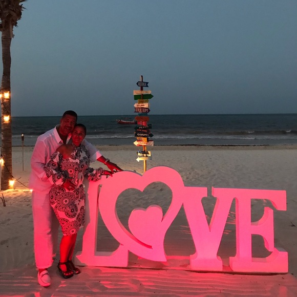 Meet your Posher, Liza m - Picture 2 of 6